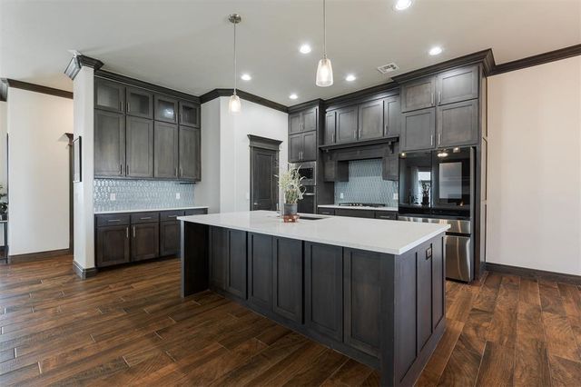 501 Bray Lane, Yukon, OK 73099