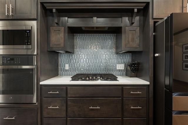 501 Bray Lane, Yukon, OK 73099