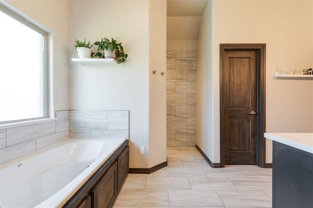 501 Bray Lane, Yukon, OK 73099