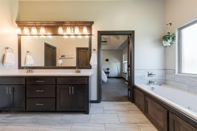 501 Bray Lane, Yukon, OK 73099