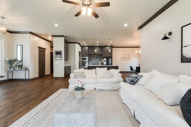 501 Bray Lane, Yukon, OK 73099