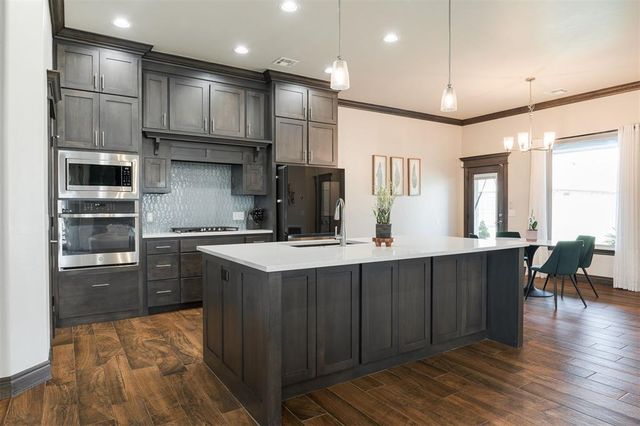 501 Bray Lane, Yukon, OK 73099