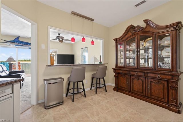9476 Bay Front DR, Norfolk, VA 23518