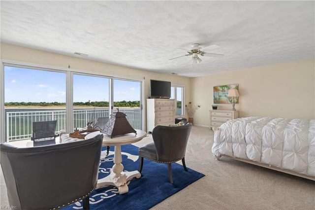 9476 Bay Front DR, Norfolk, VA 23518