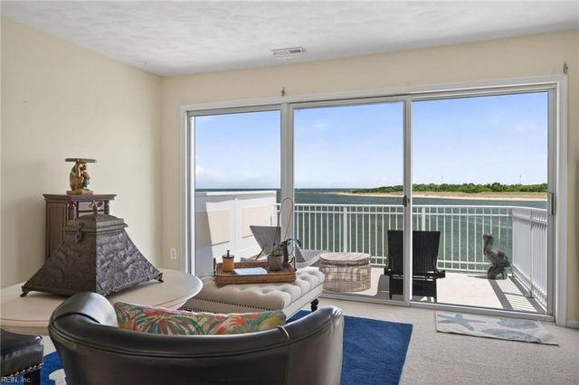 9476 Bay Front DR, Norfolk, VA 23518