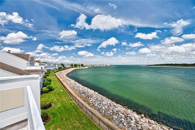 9476 Bay Front DR, Norfolk, VA 23518