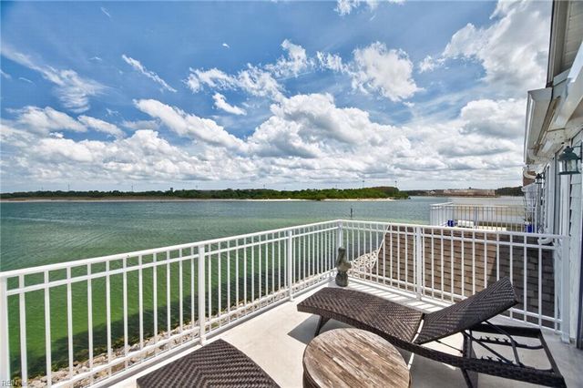 9476 Bay Front DR, Norfolk, VA 23518