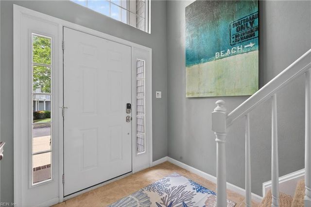 9476 Bay Front DR, Norfolk, VA 23518