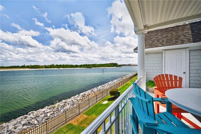 9476 Bay Front DR, Norfolk, VA 23518