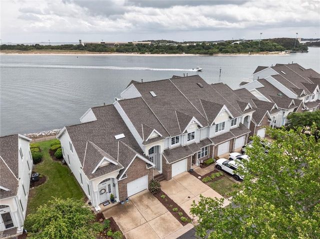 9476 Bay Front DR, Norfolk, VA 23518