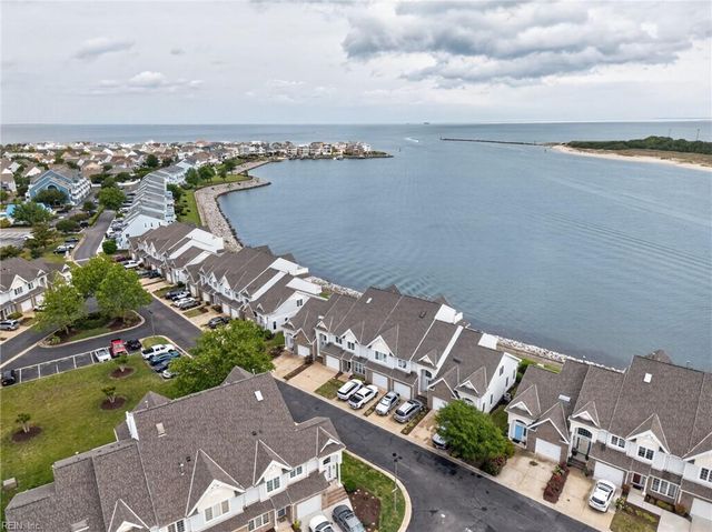 9476 Bay Front DR, Norfolk, VA 23518