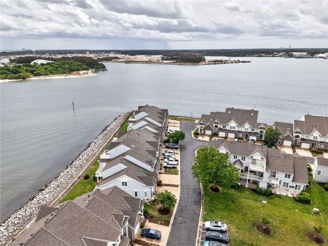 9476 Bay Front DR, Norfolk, VA 23518