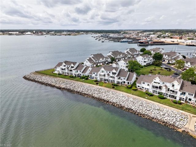 9476 Bay Front DR, Norfolk, VA 23518