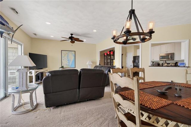 9476 Bay Front DR, Norfolk, VA 23518