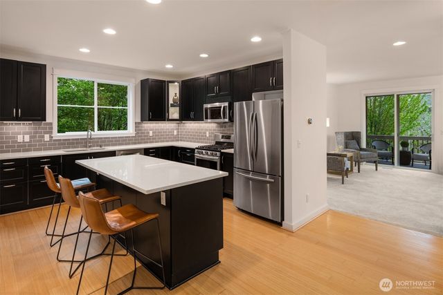 7601 39th Avenue S, Seattle, WA 98118