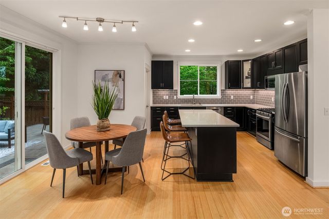 7601 39th Avenue S, Seattle, WA 98118