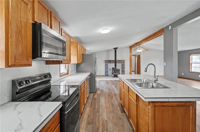 4221 Shawnee Road, Wellsville, KS 66092