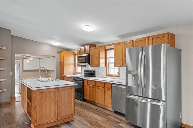 4221 Shawnee Road, Wellsville, KS 66092