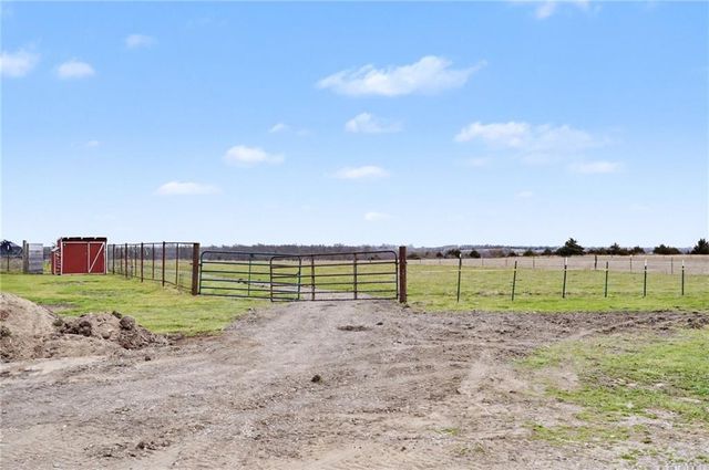 4221 Shawnee Road, Wellsville, KS 66092