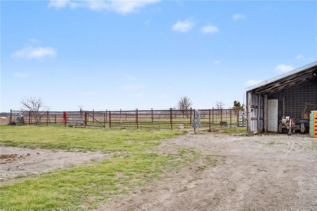 4221 Shawnee Road, Wellsville, KS 66092