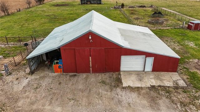 4221 Shawnee Road, Wellsville, KS 66092