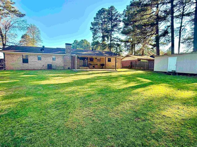1354 Camellia Drive, Camden, AR 71701