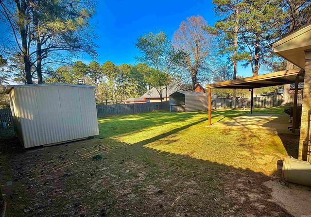 1354 Camellia Drive, Camden, AR 71701