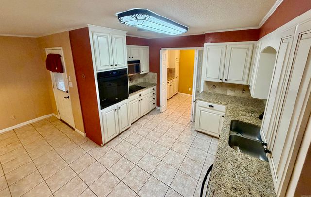 1354 Camellia Drive, Camden, AR 71701