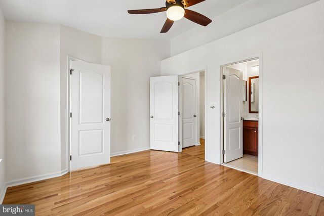 25114 MCBRYDE TER, Chantilly, VA 20152