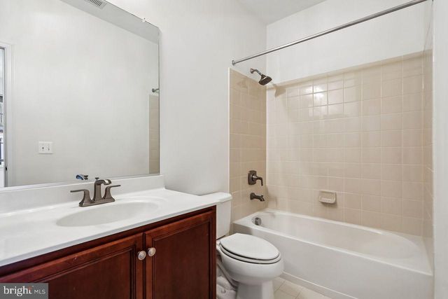 25114 MCBRYDE TER, Chantilly, VA 20152