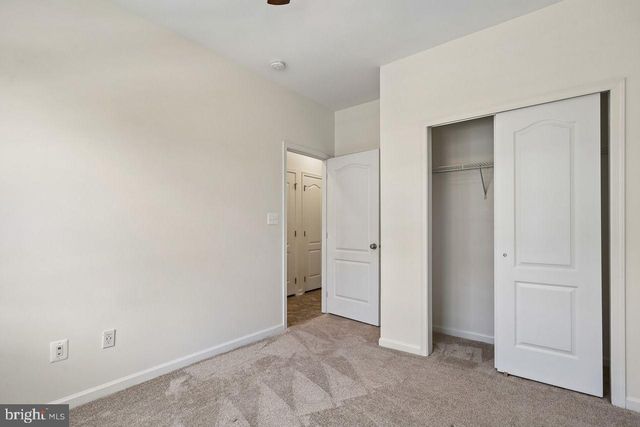25114 MCBRYDE TER, Chantilly, VA 20152