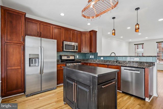 25114 MCBRYDE TER, Chantilly, VA 20152