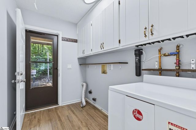 36 Oakwood Drive, Greenville, SC 29609
