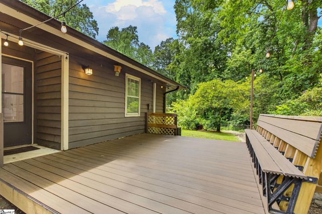 36 Oakwood Drive, Greenville, SC 29609