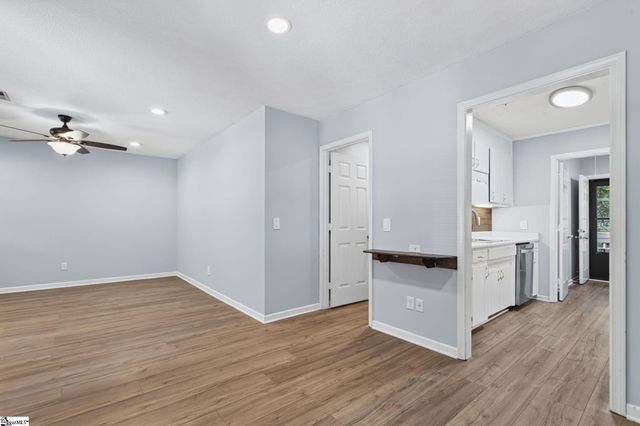 36 Oakwood Drive, Greenville, SC 29609