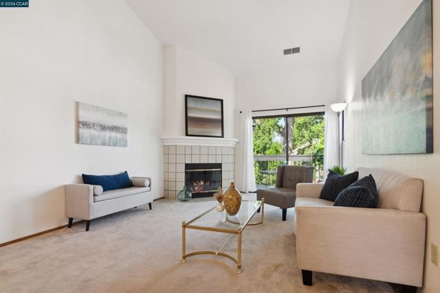 1731 1731 S Villa Way, Walnut Creek, CA 94595