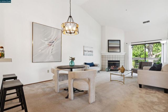 1731 1731 S Villa Way, Walnut Creek, CA 94595