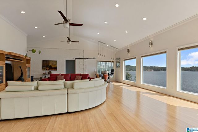 263 COUNTY ROAD 861, Clanton, AL 35046