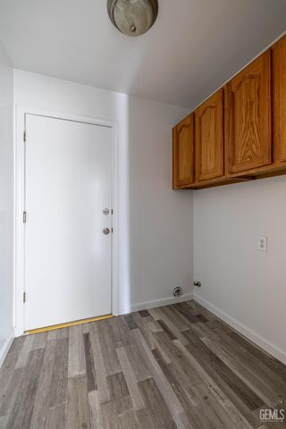 8613 Beaver Drive, Bakersfield, CA 93312