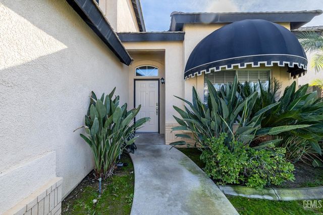 8613 Beaver Drive, Bakersfield, CA 93312