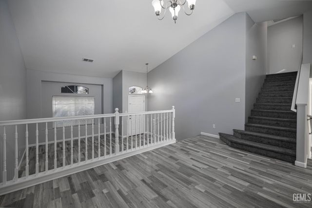 8613 Beaver Drive, Bakersfield, CA 93312