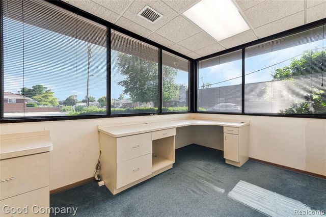 18200 E 10 Mile Road, Eastpointe, MI 48021