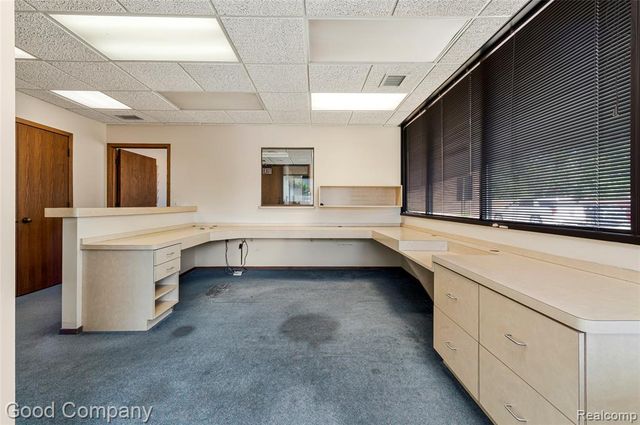 18200 E 10 Mile Road, Eastpointe, MI 48021