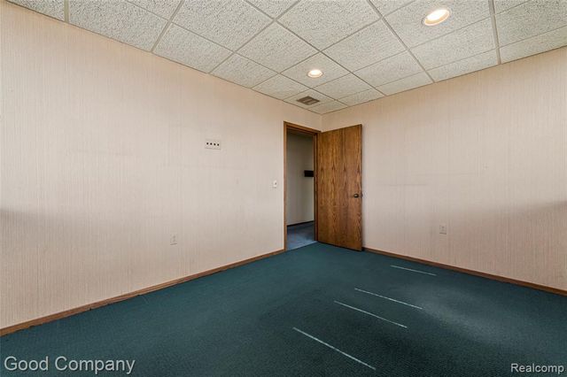 18200 E 10 Mile Road, Eastpointe, MI 48021