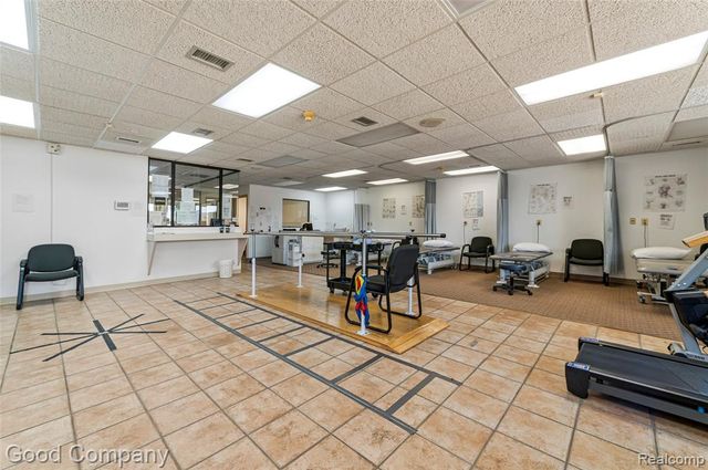 18200 E 10 Mile Road, Eastpointe, MI 48021
