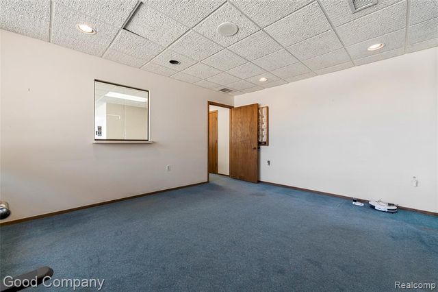 18200 E 10 Mile Road, Eastpointe, MI 48021