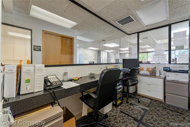 18200 E 10 Mile Road, Eastpointe, MI 48021