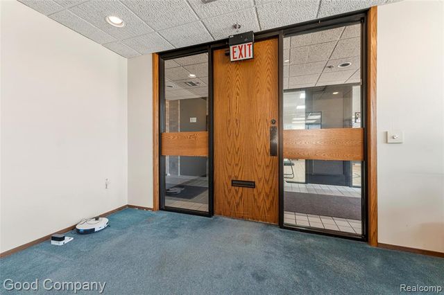 18200 E 10 Mile Road, Eastpointe, MI 48021