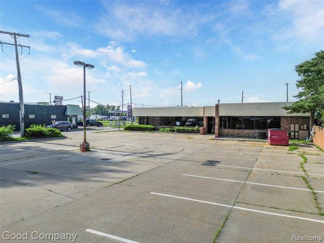 18200 E 10 Mile Road, Eastpointe, MI 48021