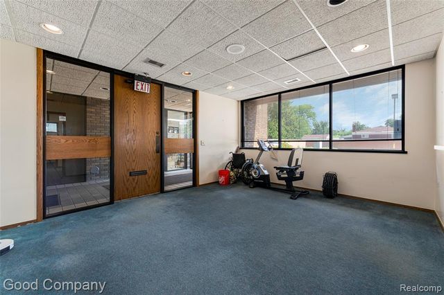 18200 E 10 Mile Road, Eastpointe, MI 48021